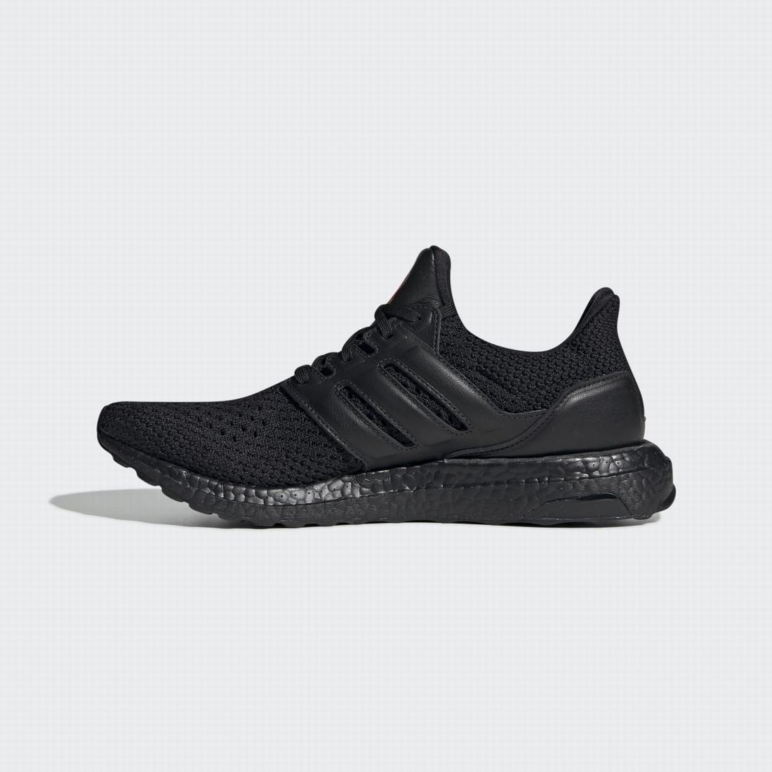 manchester united ultraboost clima